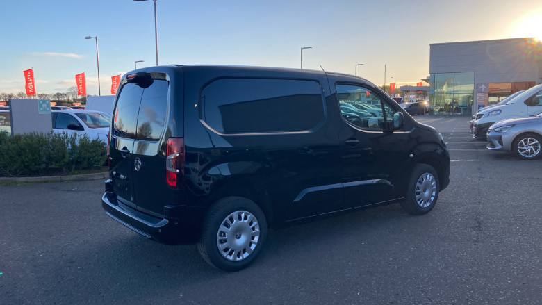 Vauxhall Combo Cargo Combo Diesel 1.5 Turbo D 100ps Pro H1 Van